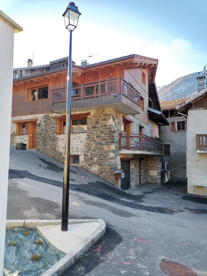 Maison De Village Au Pied Des 3 Vallees Villarlurin Kültér fotó