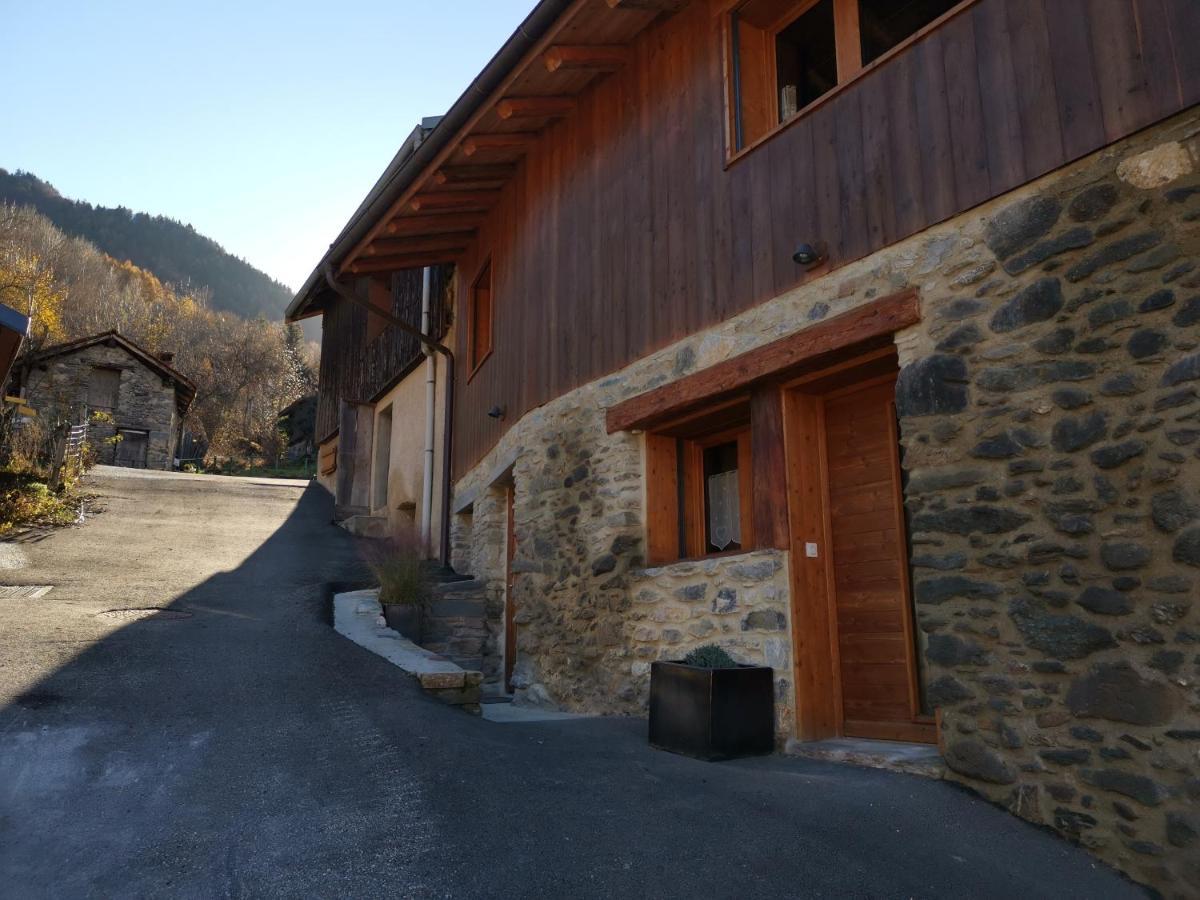 Maison De Village Au Pied Des 3 Vallees Villarlurin Kültér fotó