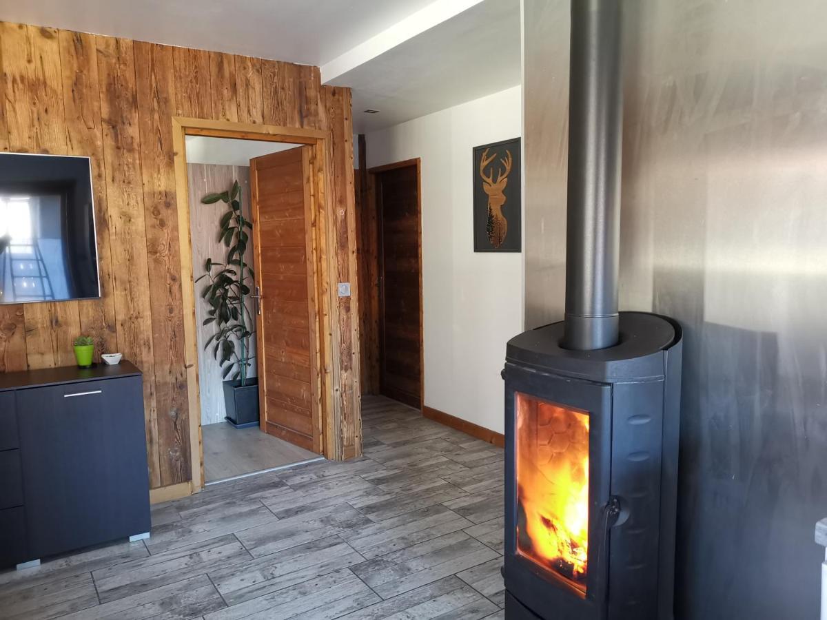 Maison De Village Au Pied Des 3 Vallees Villarlurin Kültér fotó