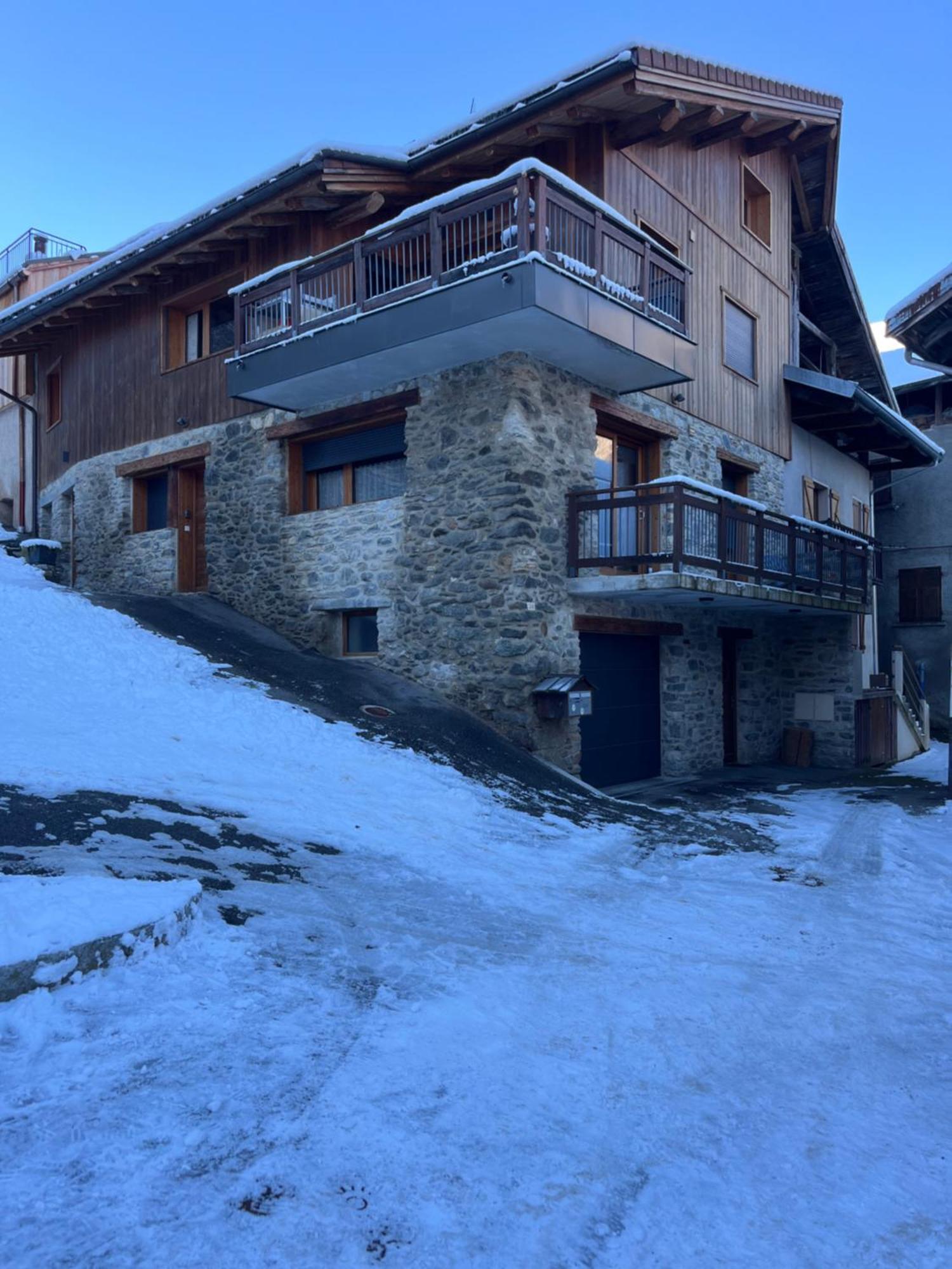 Maison De Village Au Pied Des 3 Vallees Villarlurin Kültér fotó